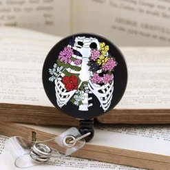 Cage thoracique - Porte-badge rétractable-Codex Anatomicus Discount